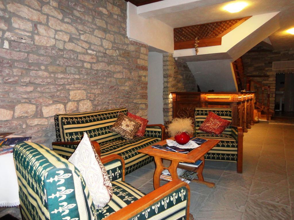 Hotel Kalemi 2 Gjirokastër Buitenkant foto