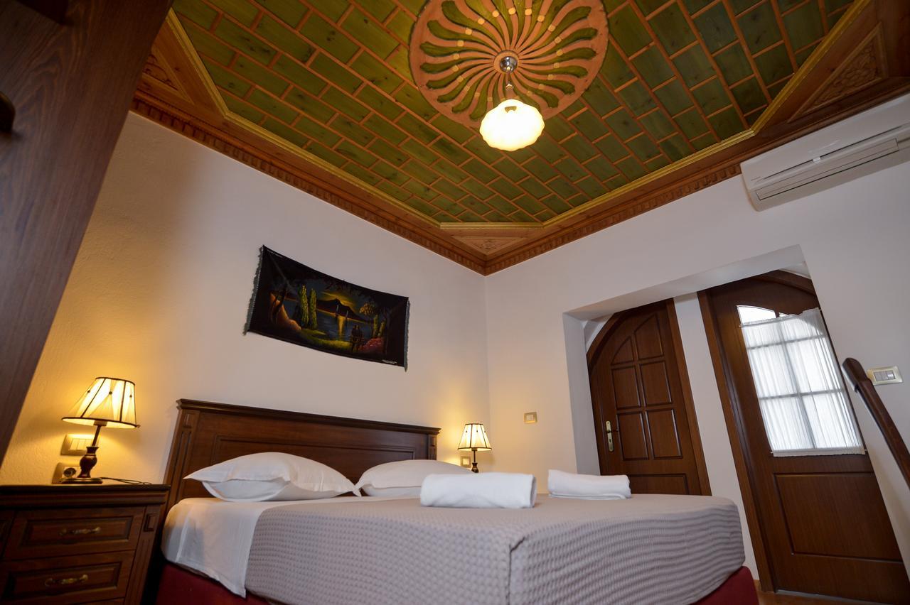 Hotel Kalemi 2 Gjirokastër Buitenkant foto