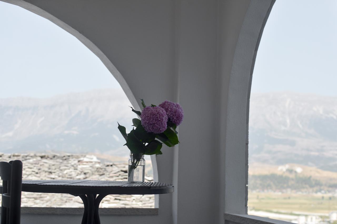 Hotel Kalemi 2 Gjirokastër Buitenkant foto