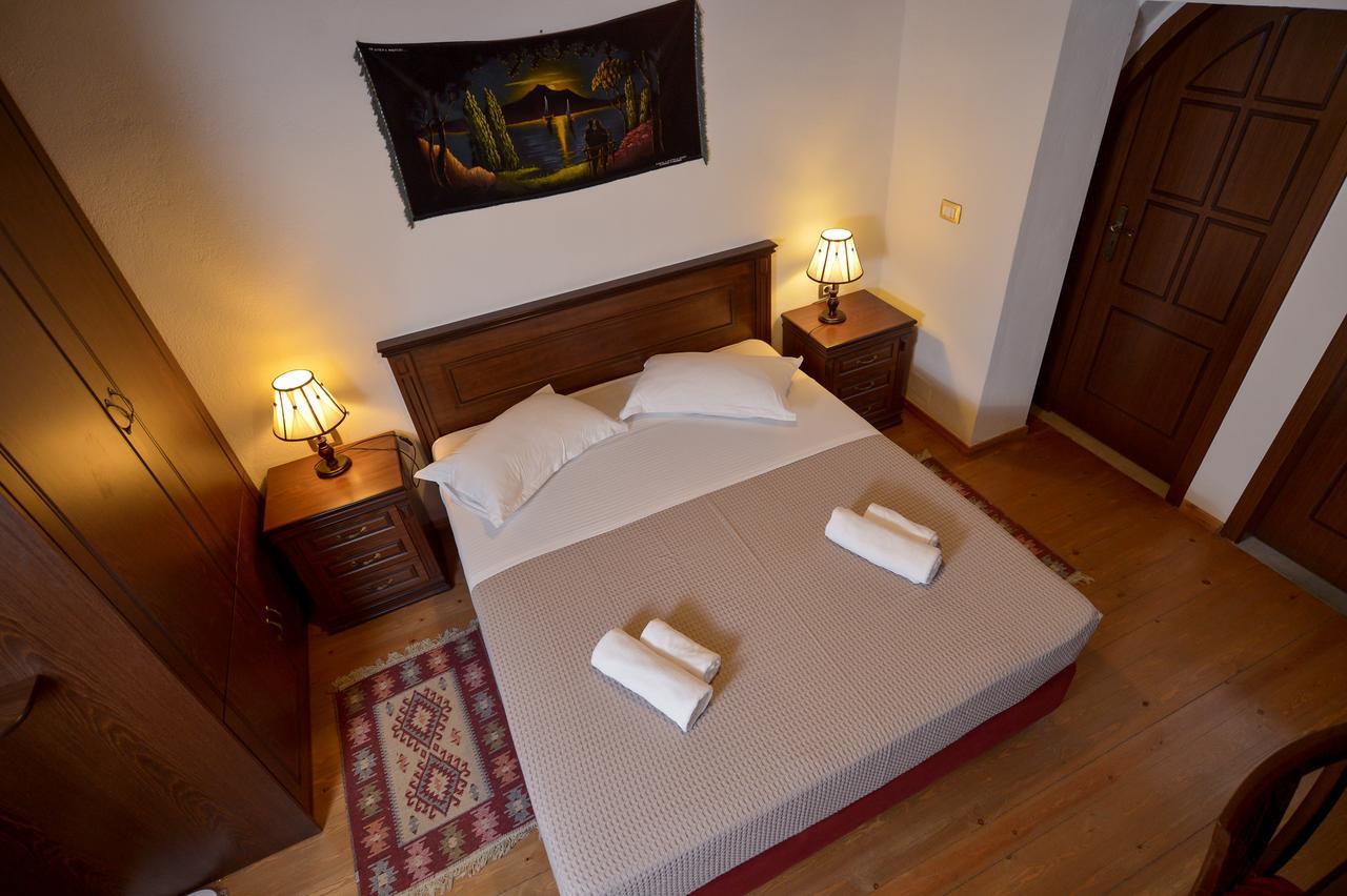 Hotel Kalemi 2 Gjirokastër Buitenkant foto