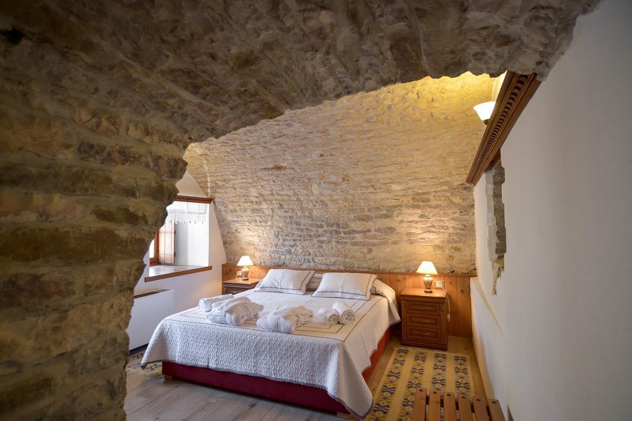 Hotel Kalemi 2 Gjirokastër Buitenkant foto
