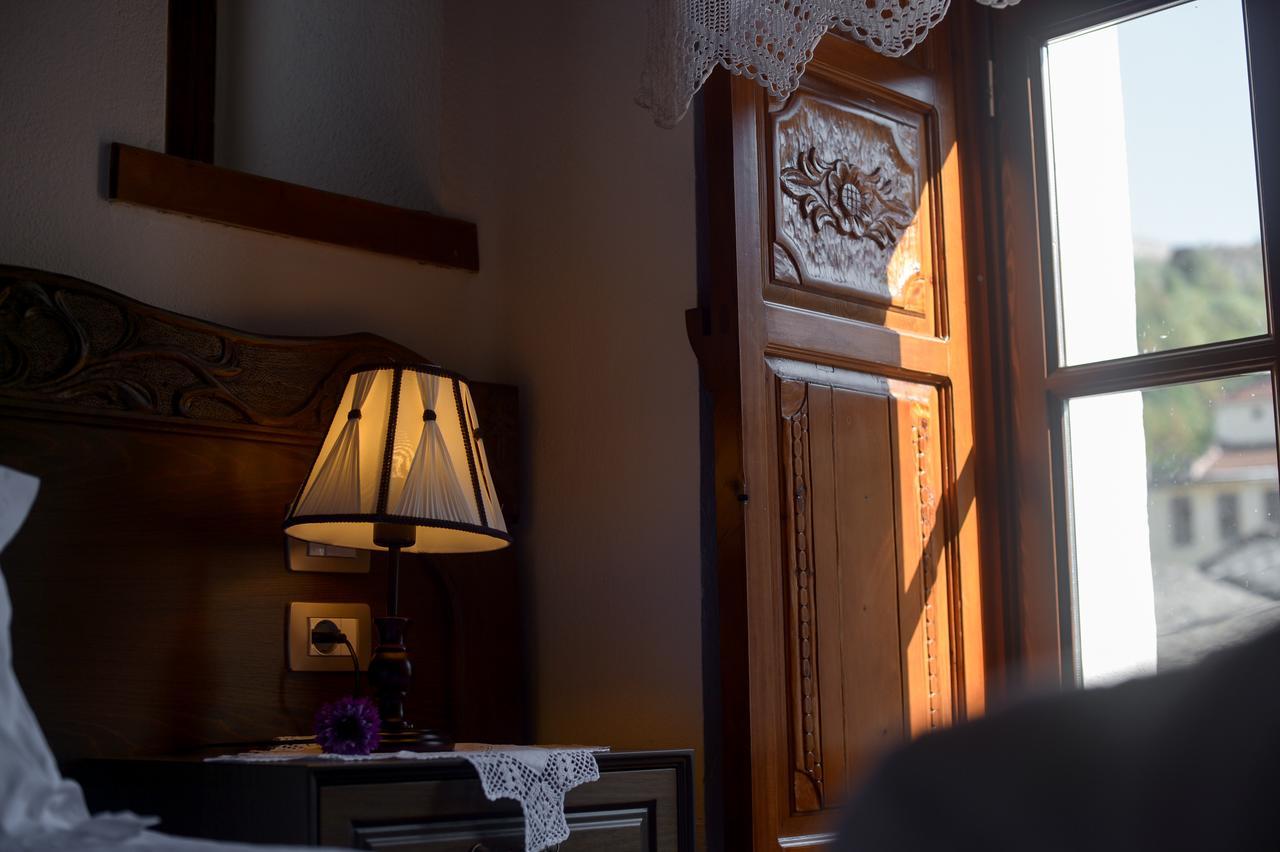 Hotel Kalemi 2 Gjirokastër Buitenkant foto