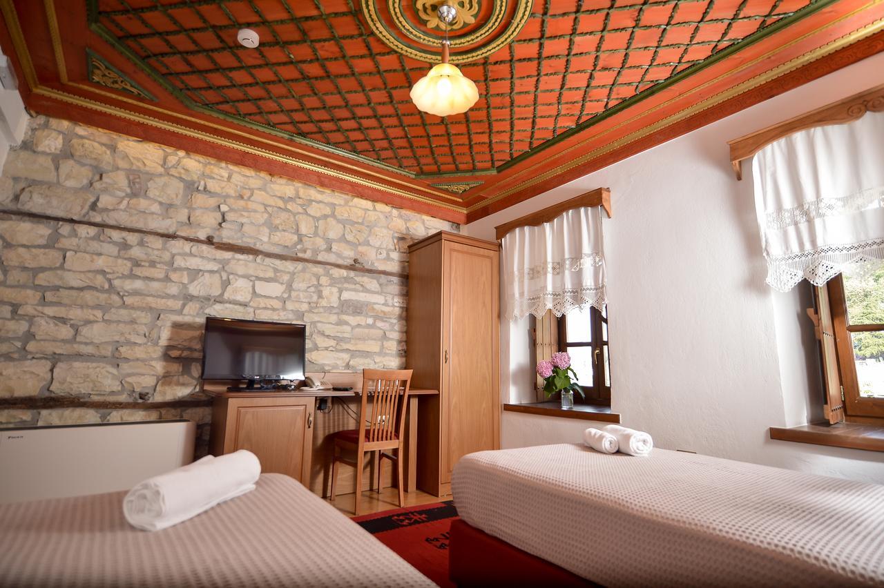 Hotel Kalemi 2 Gjirokastër Buitenkant foto