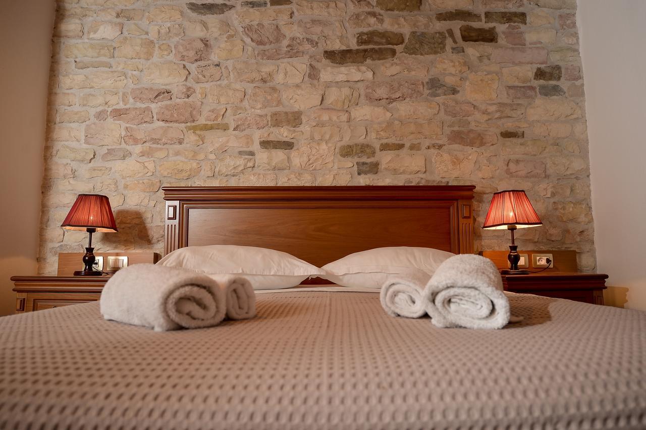 Hotel Kalemi 2 Gjirokastër Buitenkant foto